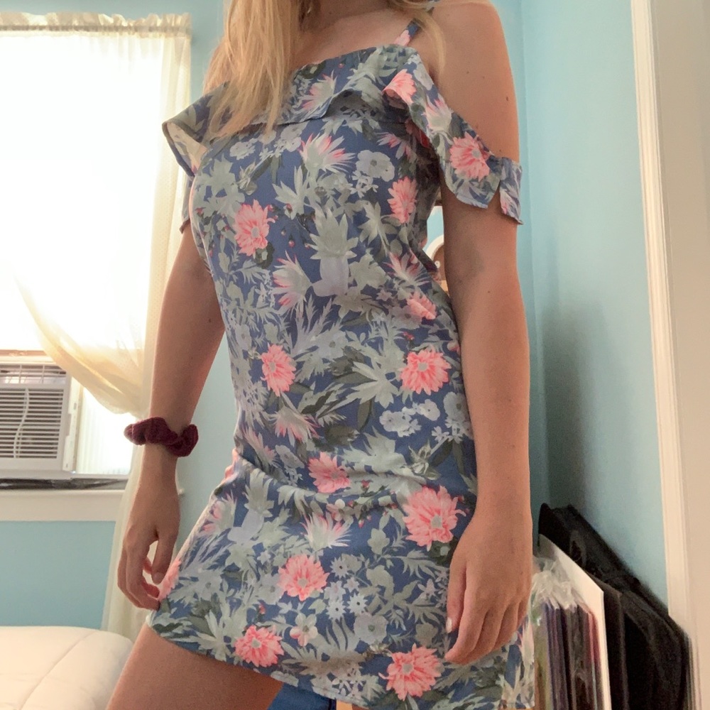 Atmosphere Floral Off-The-Shoulder Mini Dress